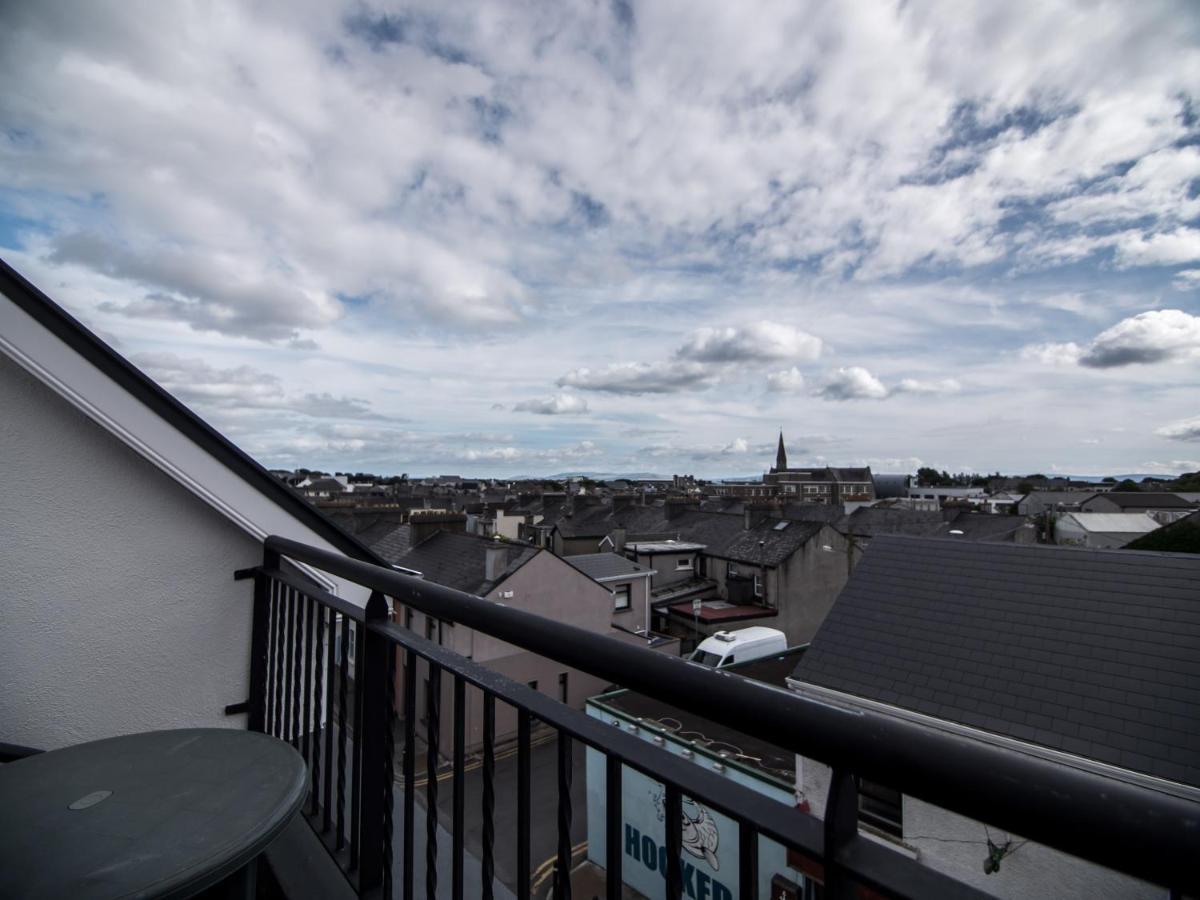 Donegan Court Aparthotel Galway Exterior photo